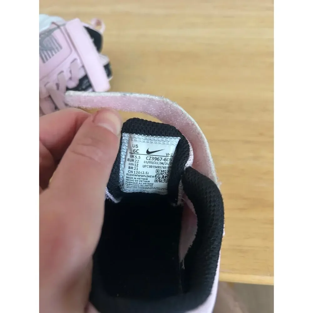 Nike Downshifter 11 Toddler size 6C Pink Sneakers